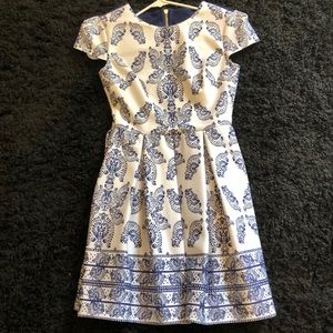 Cap-sleeve Formal Dress with Mess Back